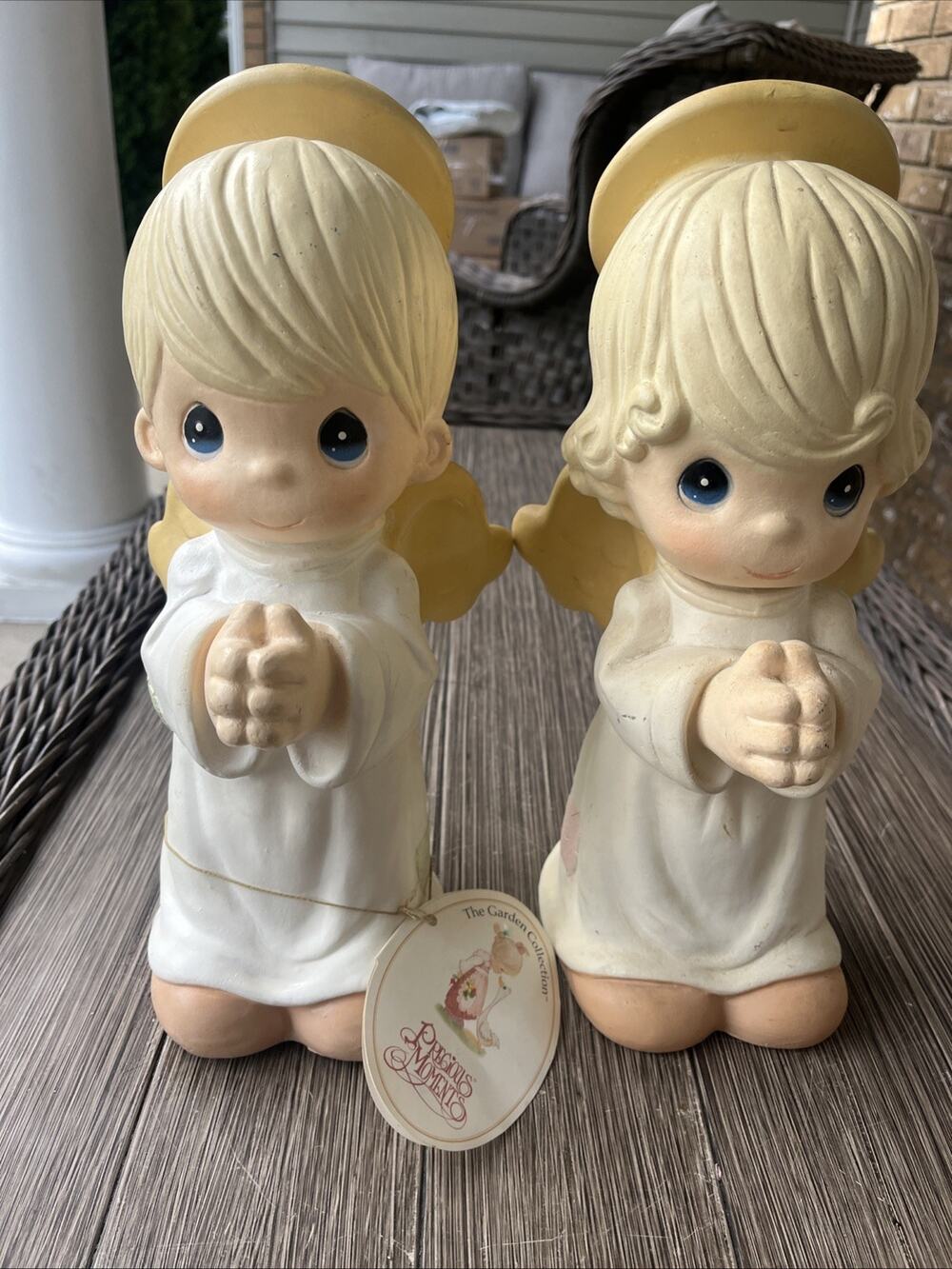 VINTAGE 13” Precious Moments Boy & Girl Praying Angels GARDEN STATUE 1998